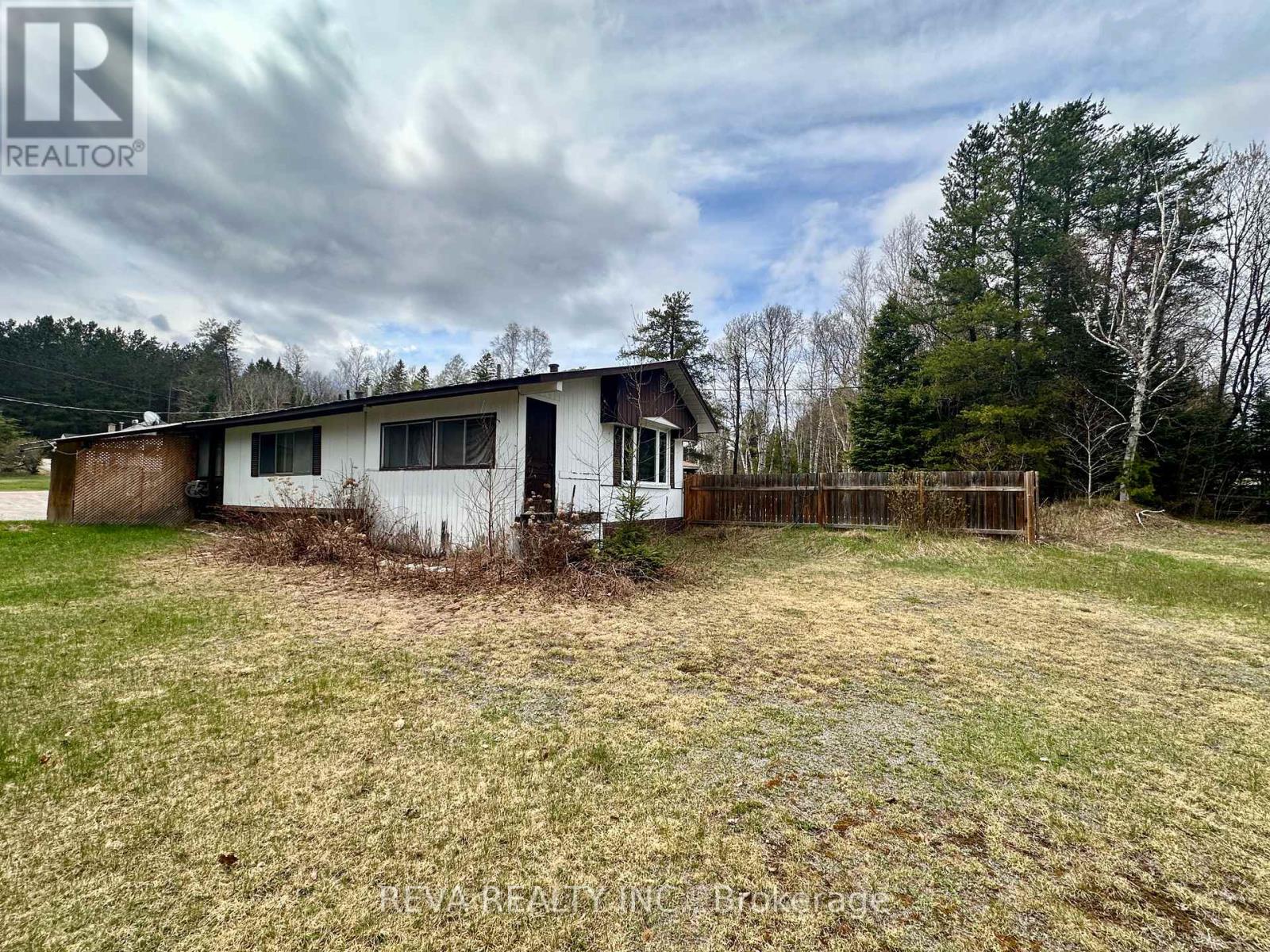 38 Boulter Lake Road, Hastings Highlands (Mcclure Ward), Ontario  K0L 2K0 - Photo 12 - X13147196