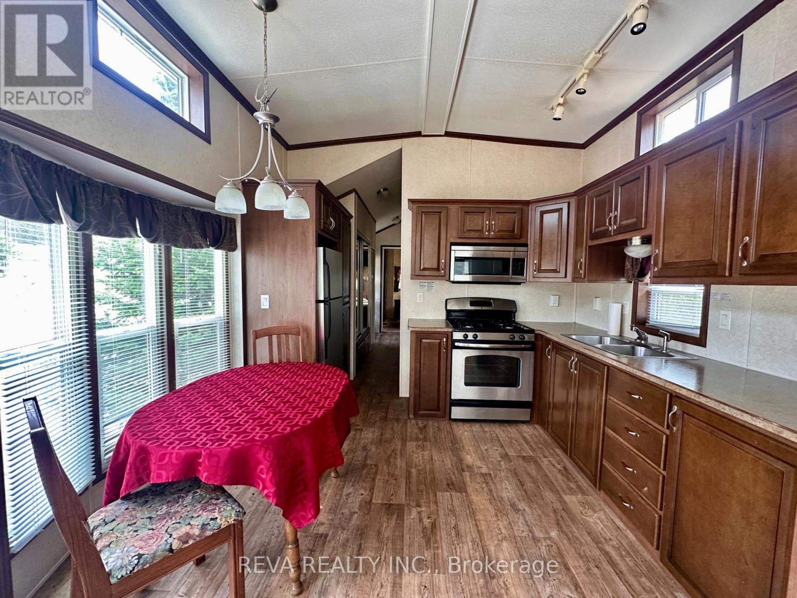 38 Boulter Lake Road, Hastings Highlands (Mcclure Ward), Ontario  K0L 2K0 - Photo 5 - X13147196