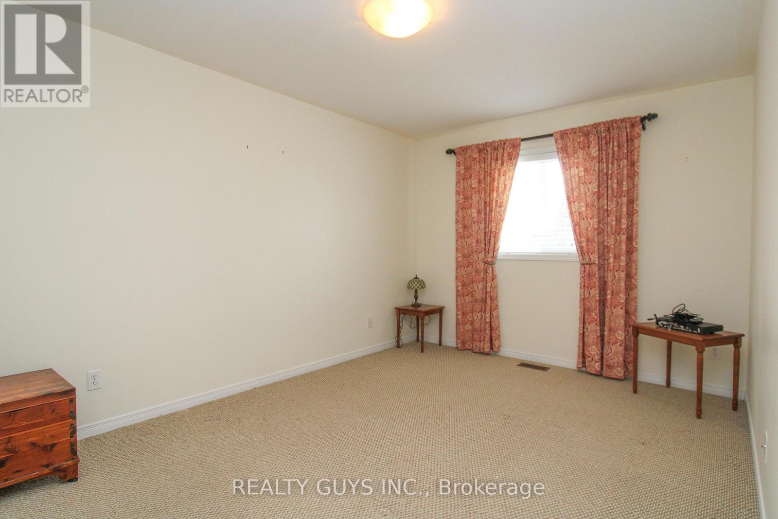 Unit #6 - 909 Wentworth Street, Peterborough (Otonabee Ward 1), Ontario  K9J 8R7 - Photo 18 - X13147972