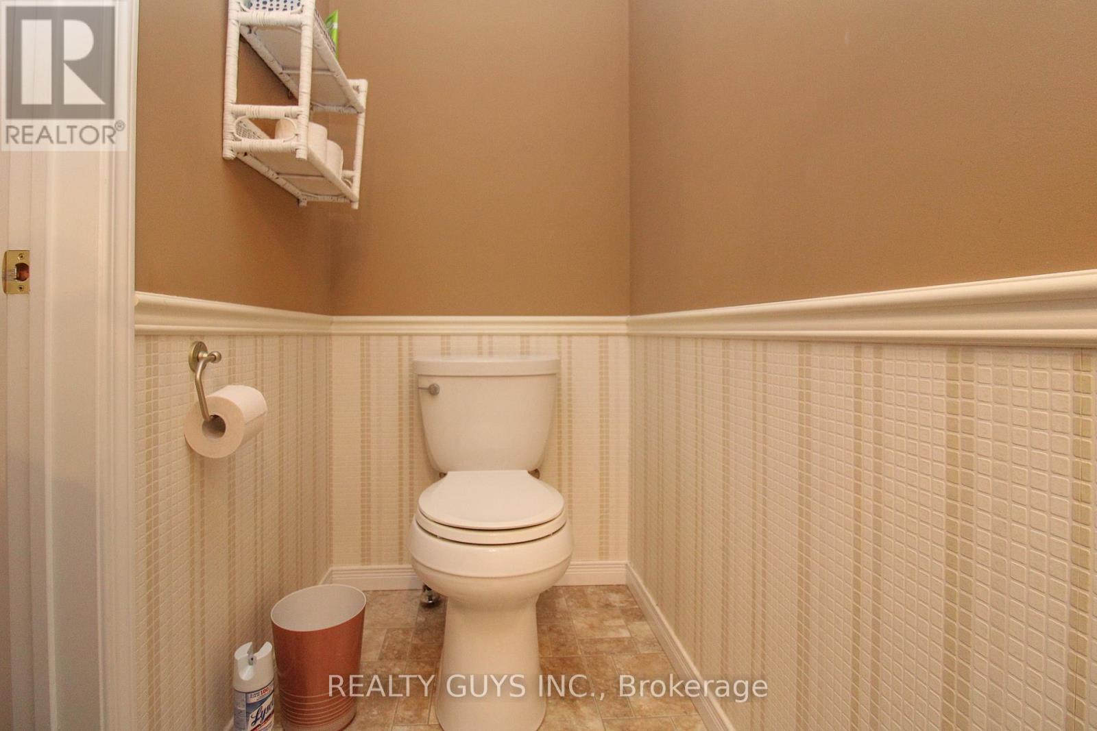Unit #6 - 909 Wentworth Street, Peterborough (Otonabee Ward 1), Ontario  K9J 8R7 - Photo 25 - X13147972