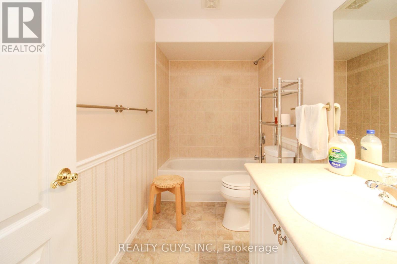 Unit #6 - 909 Wentworth Street, Peterborough (Otonabee Ward 1), Ontario  K9J 8R7 - Photo 39 - X13147972