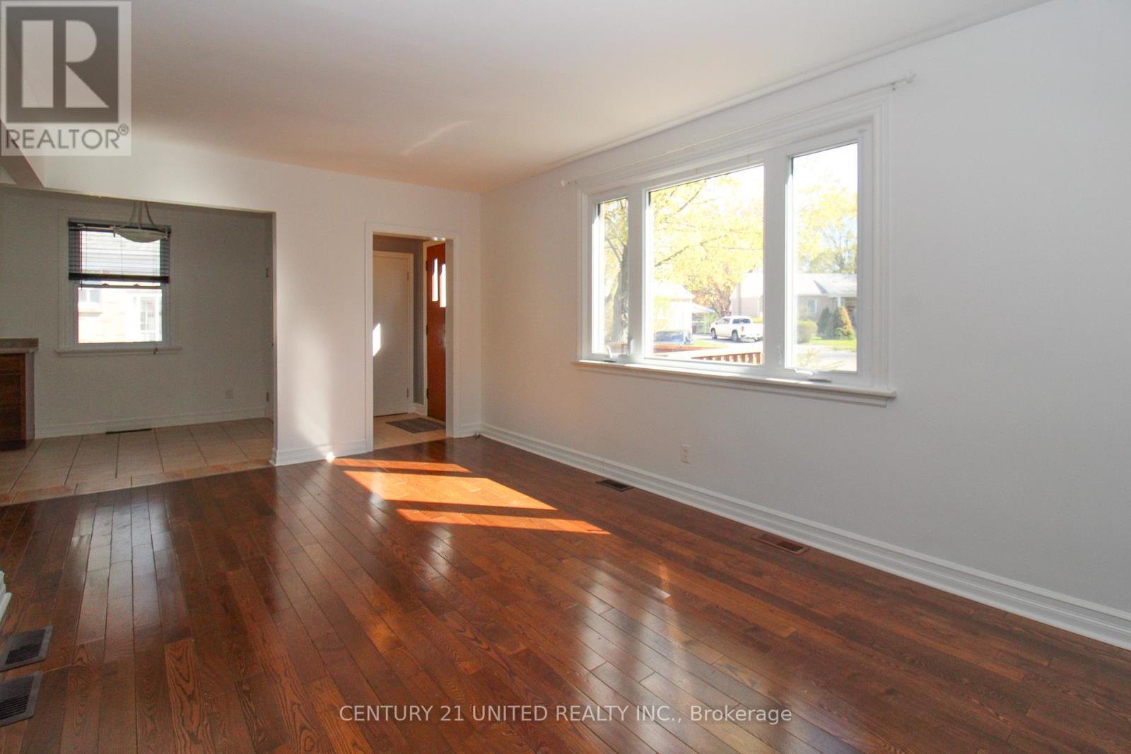 819 Argyle Street, Peterborough (Northcrest Ward 5), Ontario  K9H 5T4 - Photo 15 - X13148590