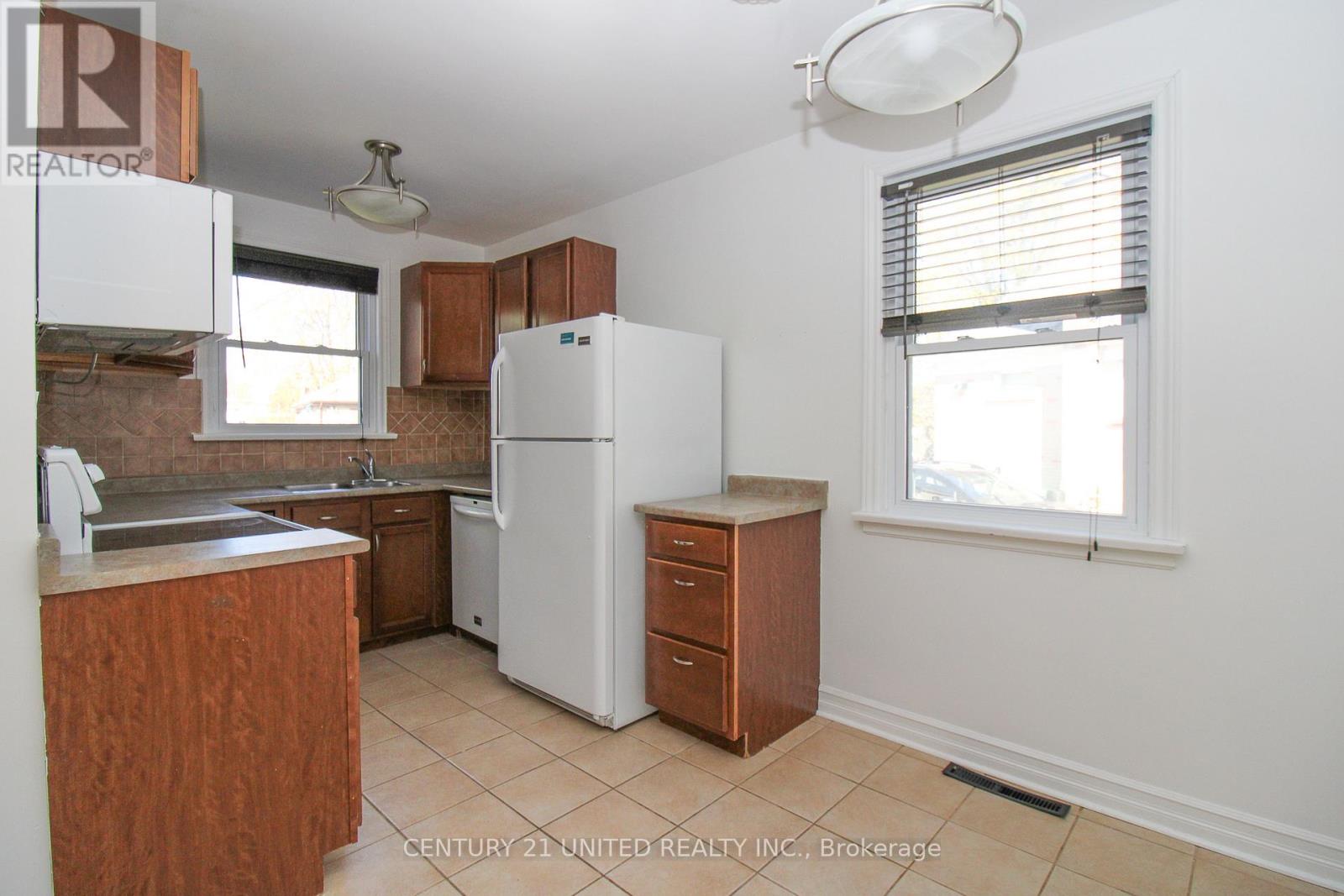819 Argyle Street, Peterborough (Northcrest Ward 5), Ontario  K9H 5T4 - Photo 19 - X13148590