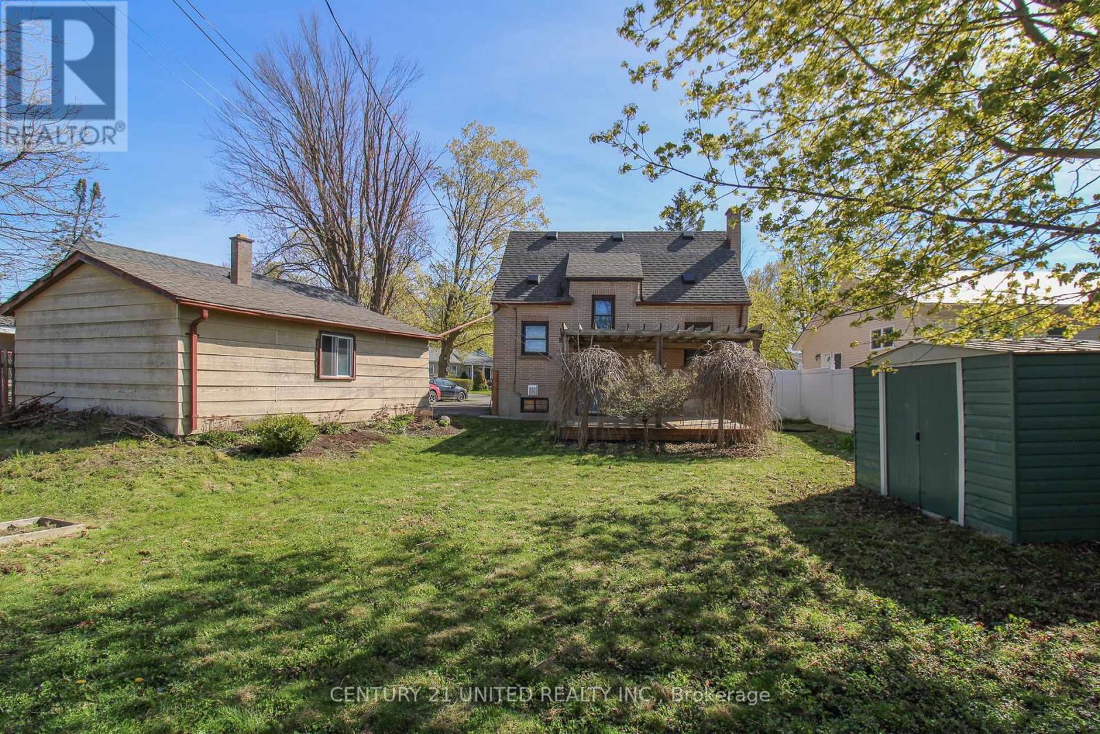 819 Argyle Street, Peterborough (Northcrest Ward 5), Ontario  K9H 5T4 - Photo 4 - X13148590