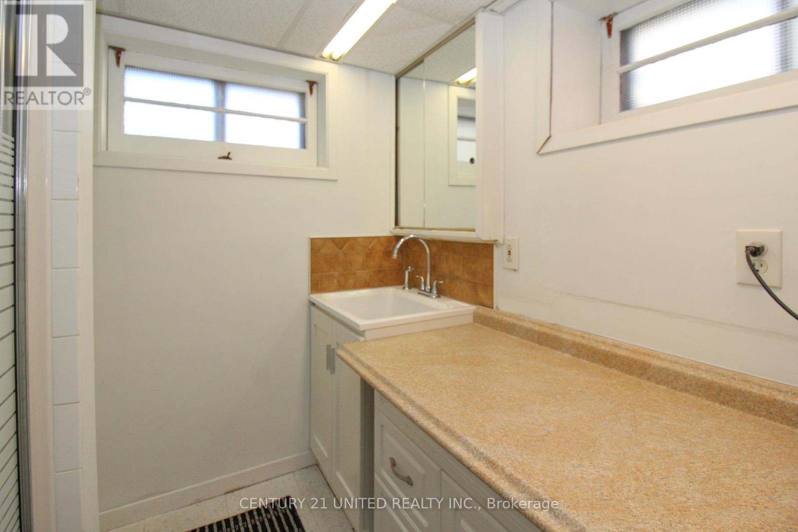 819 Argyle Street, Peterborough (Northcrest Ward 5), Ontario  K9H 5T4 - Photo 43 - X13148590