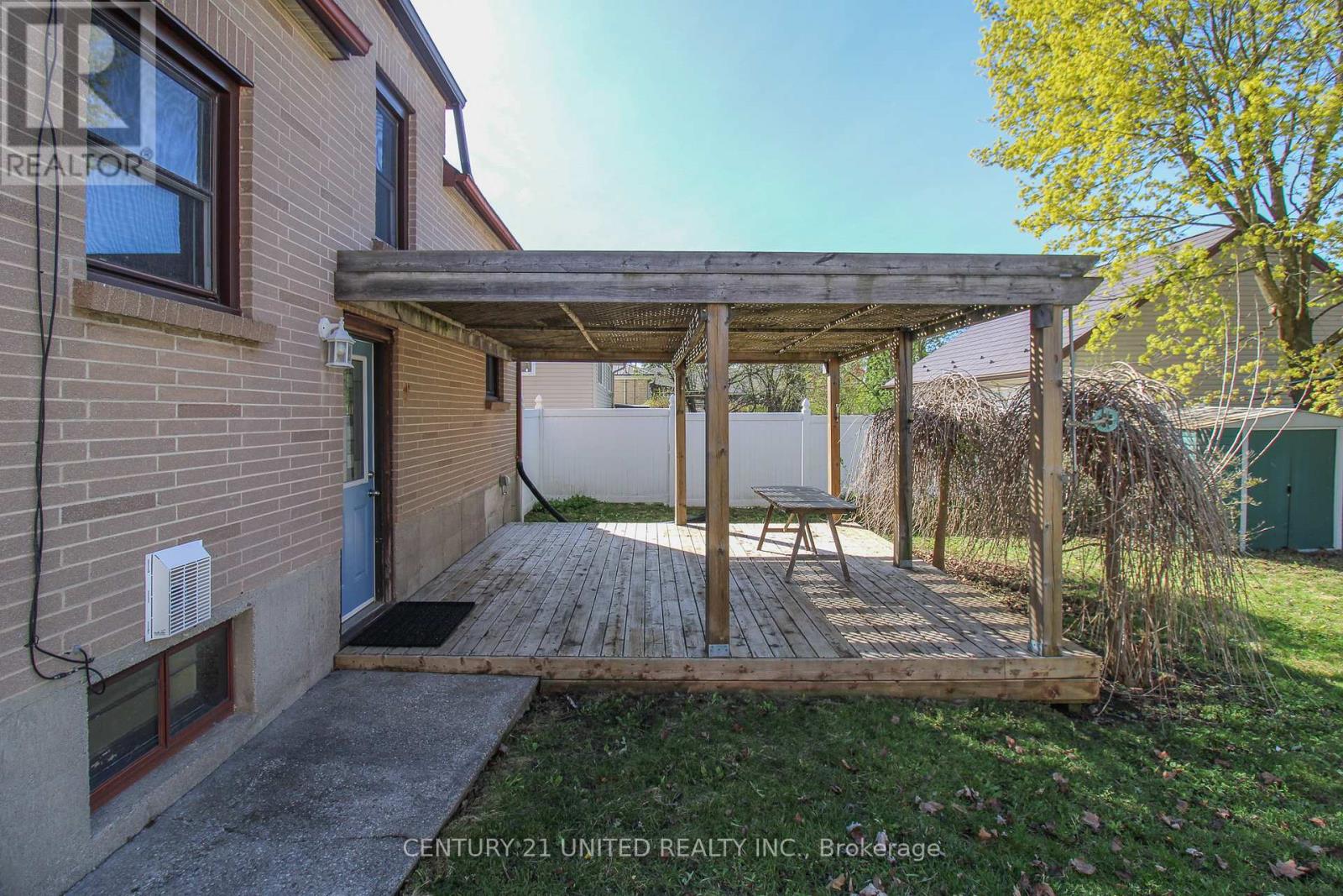 819 Argyle Street, Peterborough (Northcrest Ward 5), Ontario  K9H 5T4 - Photo 6 - X13148590