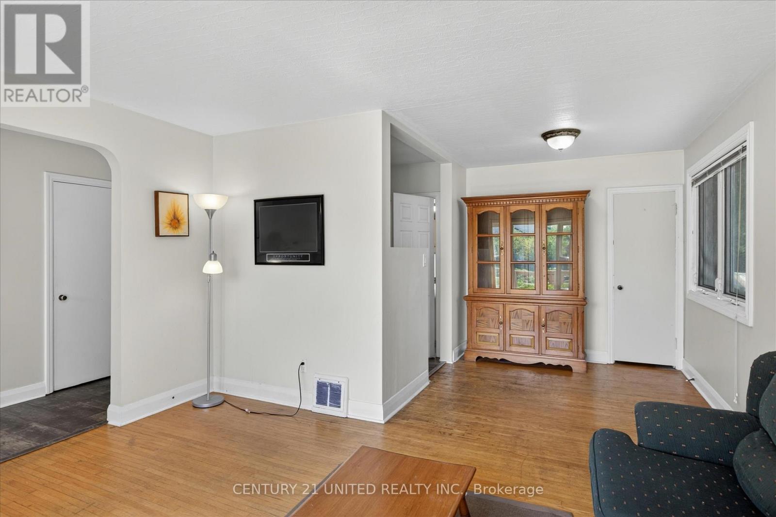 818 Rishor Crescent, Peterborough (Northcrest Ward 5), Ontario  K9H 5C7 - Photo 11 - X13148594