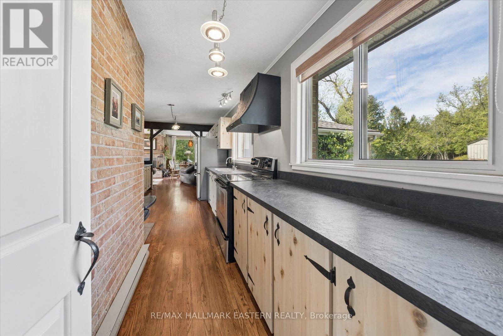 906 Mount Horeb Road, Kawartha Lakes (Manvers), Ontario  K0L 2W0 - Photo 15 - X13148830