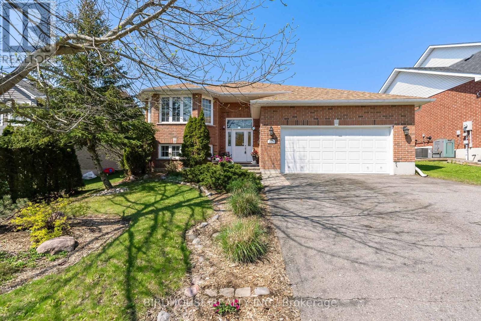 2309 Sumac Street, Peterborough (Monaghan Ward 2), Ontario  K9K 2J9 - Photo 2 - X13149300