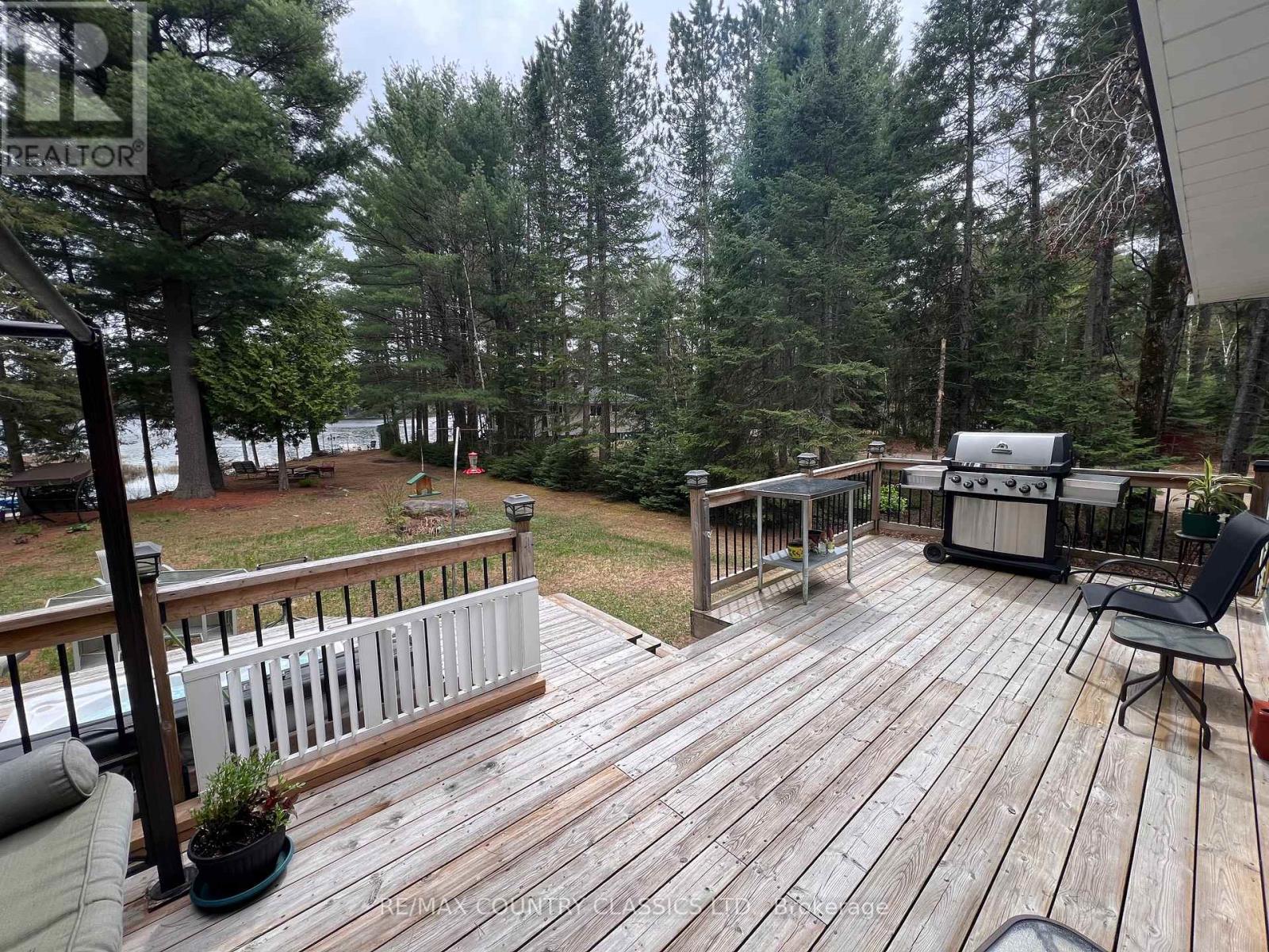 4501 Elephant Lake Road, Dysart Et Al (Harcourt), Ontario  K0L 2A0 - Photo 12 - X13149536