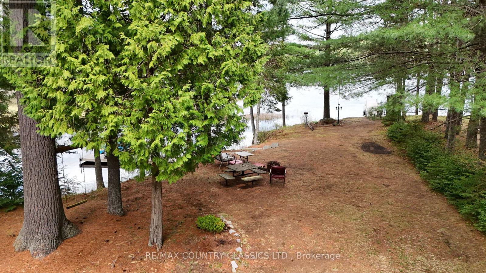 4501 Elephant Lake Road, Dysart Et Al (Harcourt), Ontario  K0L 2A0 - Photo 31 - X13149536