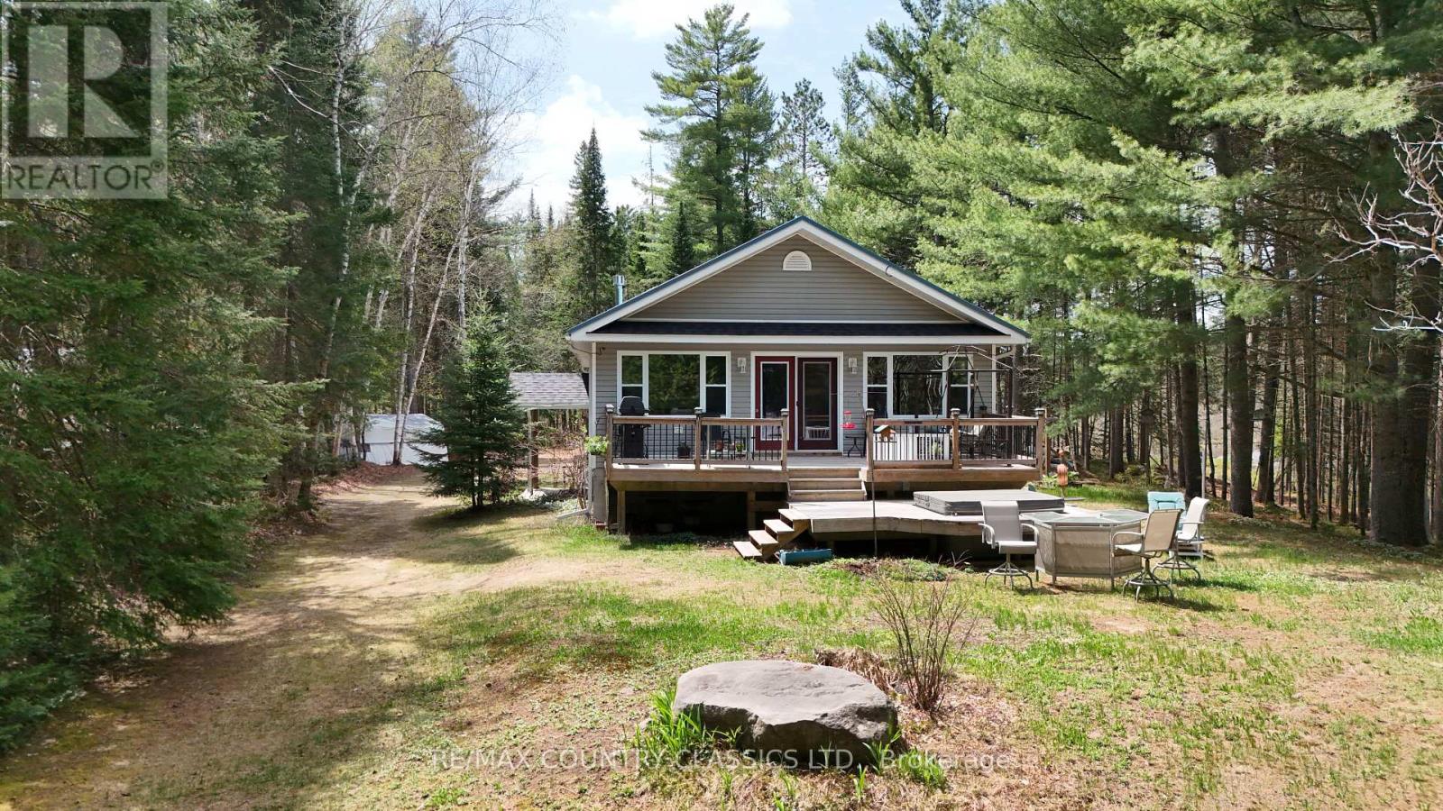 4501 Elephant Lake Road, Dysart Et Al (Harcourt), Ontario  K0L 2A0 - Photo 33 - X13149536
