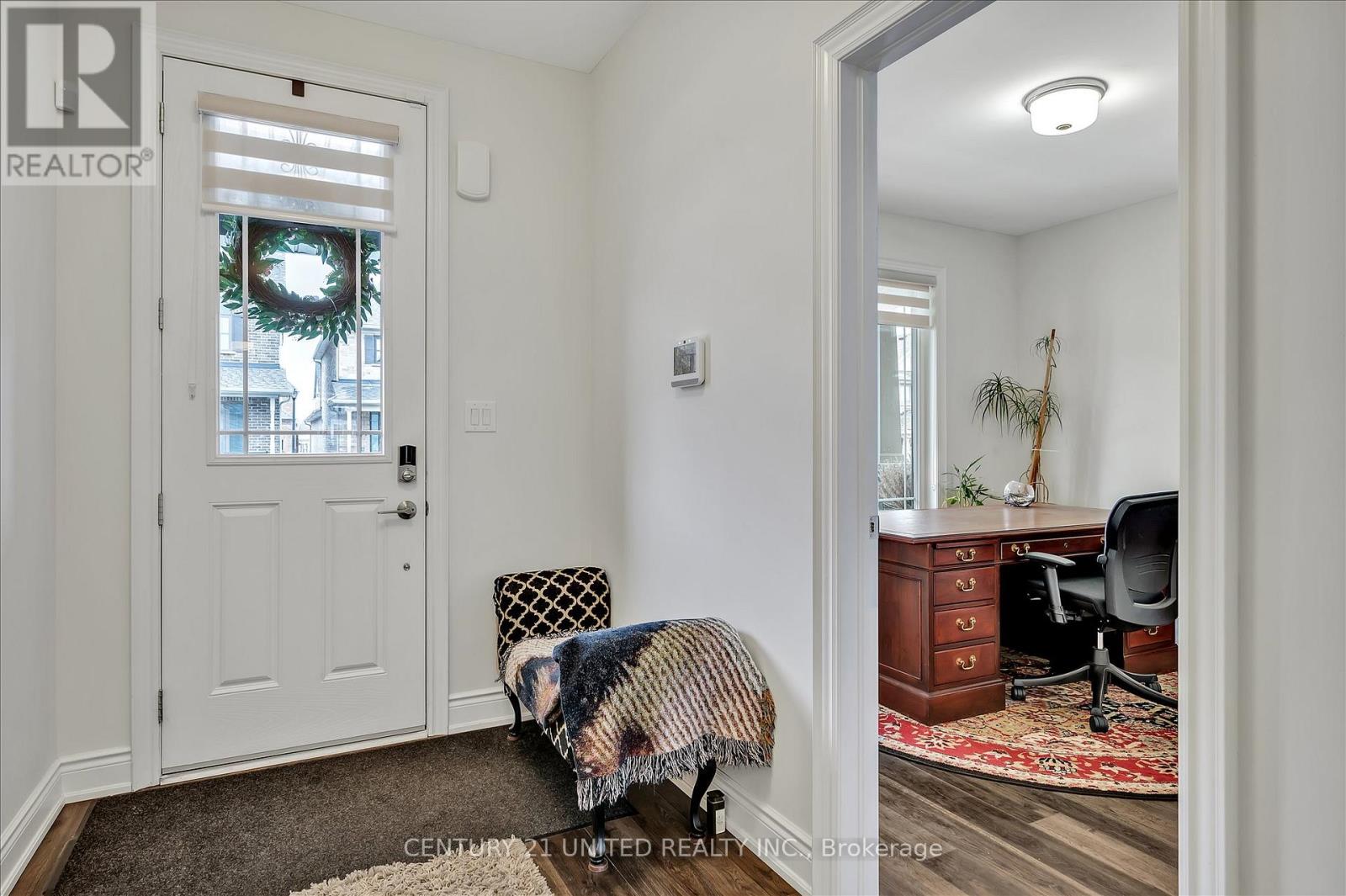 283 Noftall Gardens, Peterborough (Northcrest Ward 5), Ontario  K9H 0G8 - Photo 3 - X13149694