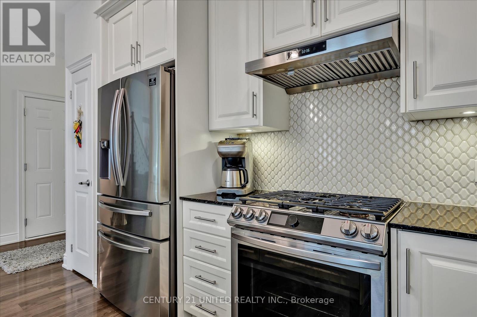 283 Noftall Gardens, Peterborough (Northcrest Ward 5), Ontario  K9H 0G8 - Photo 8 - X13149694