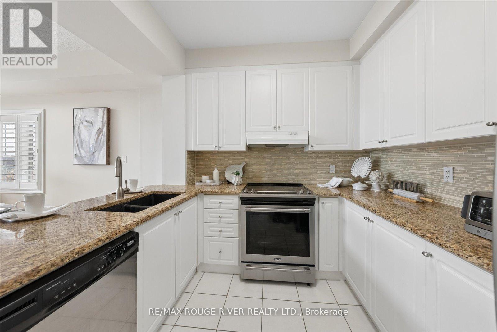 306 - 395 Lakebreeze Drive, Clarington (Newcastle), Ontario  L1B 0A5 - Photo 14 - E13150386