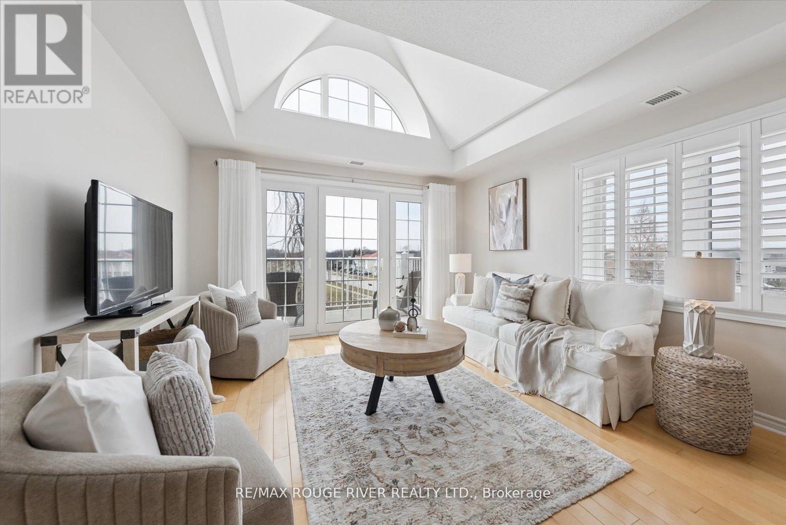 306 - 395 Lakebreeze Drive, Clarington (Newcastle), Ontario  L1B 0A5 - Photo 5 - E13150386