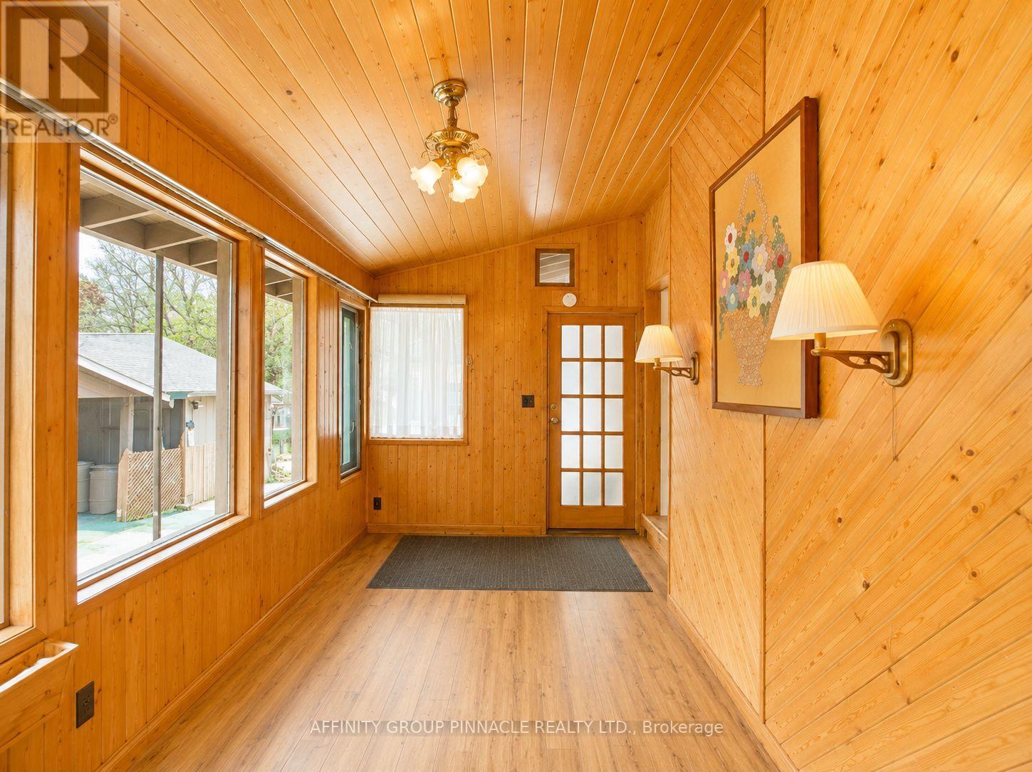 94 Glenelg Street W, Kawartha Lakes (Lindsay), Ontario  K9V 2V9 - Photo 18 - X13149878