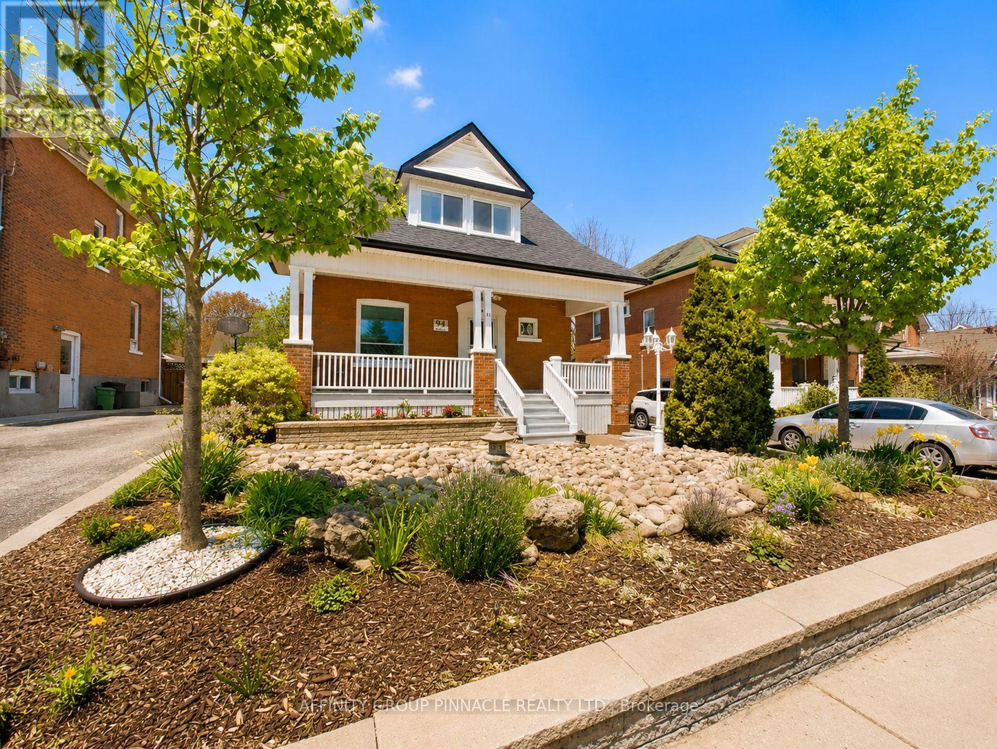 94 Glenelg Street W, Kawartha Lakes (Lindsay), Ontario  K9V 2V9 - Photo 2 - X13149878