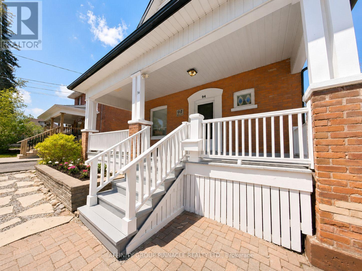 94 Glenelg Street W, Kawartha Lakes (Lindsay), Ontario  K9V 2V9 - Photo 4 - X13149878