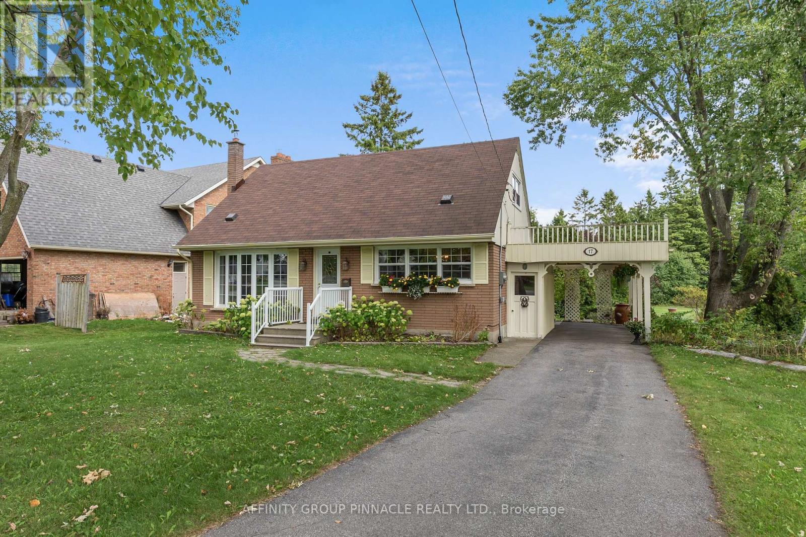 17 RICHARD AVENUE, kawartha lakes (lindsay), Ontario