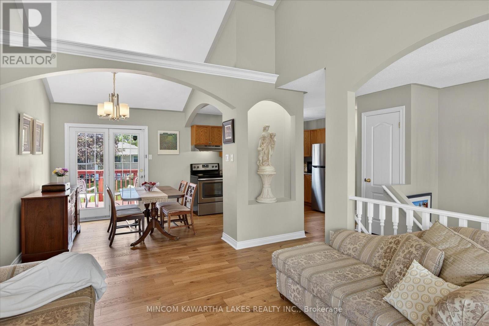 788 Hemlock Street, Peterborough (Northcrest Ward 5), Ontario  K9H 7P2 - Photo 10 - X13150266