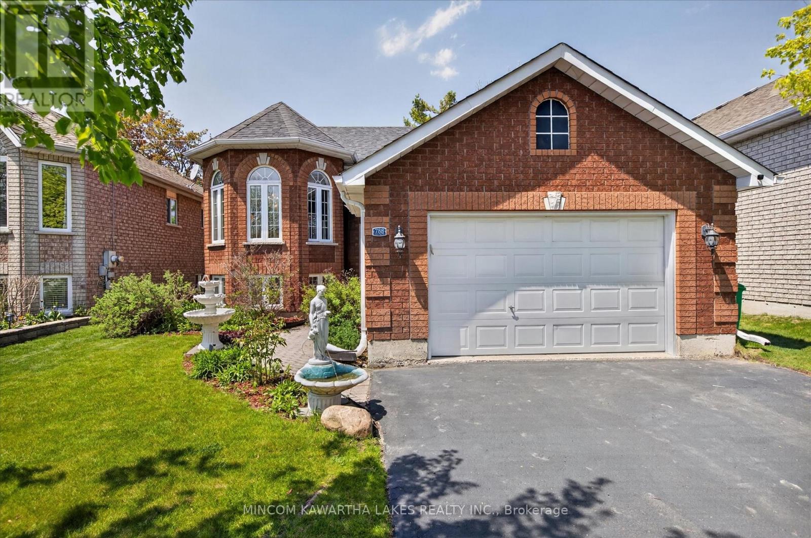 788 Hemlock Street, Peterborough (Northcrest Ward 5), Ontario  K9H 7P2 - Photo 2 - X13150266