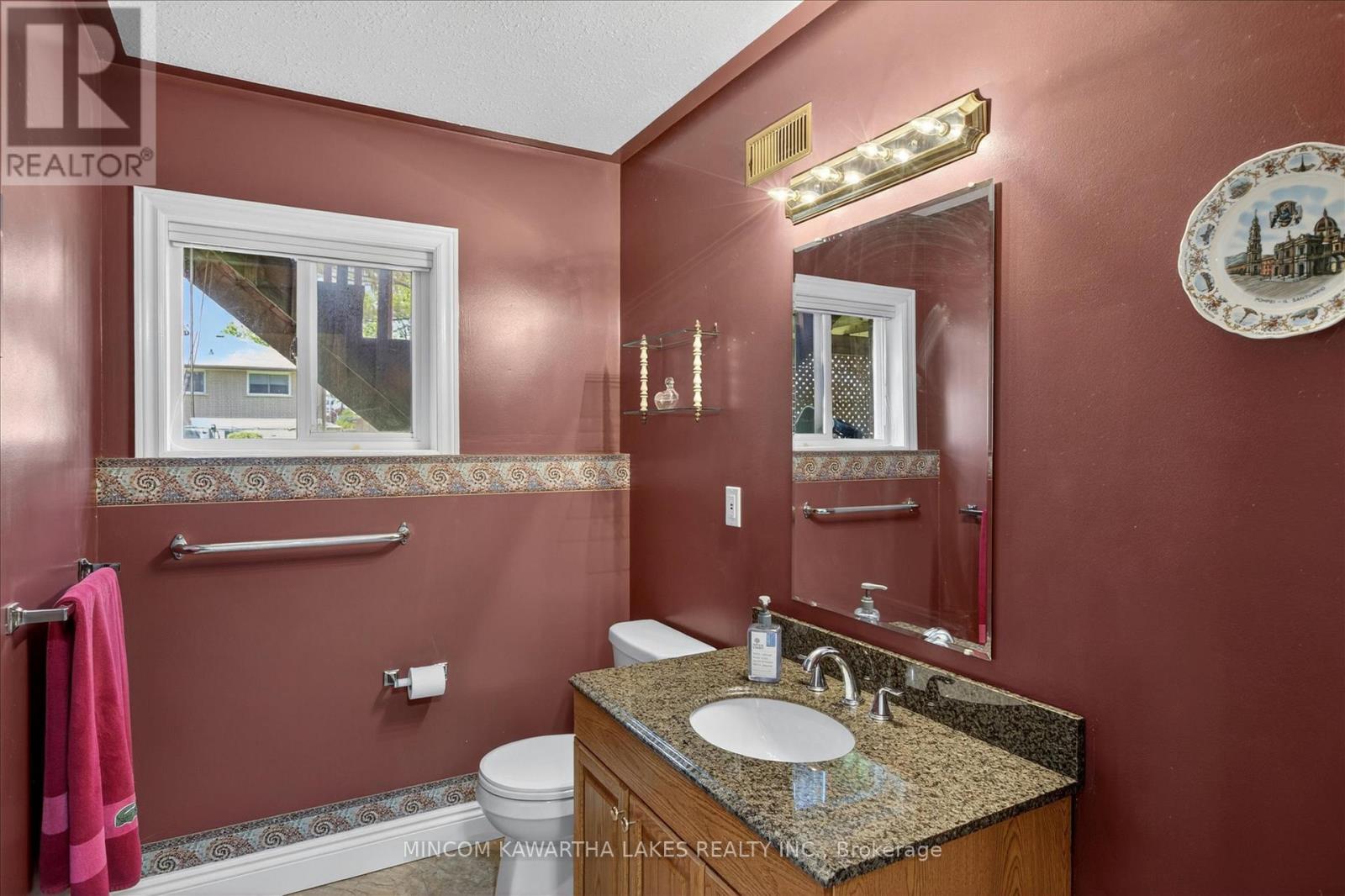 788 Hemlock Street, Peterborough (Northcrest Ward 5), Ontario  K9H 7P2 - Photo 35 - X13150266