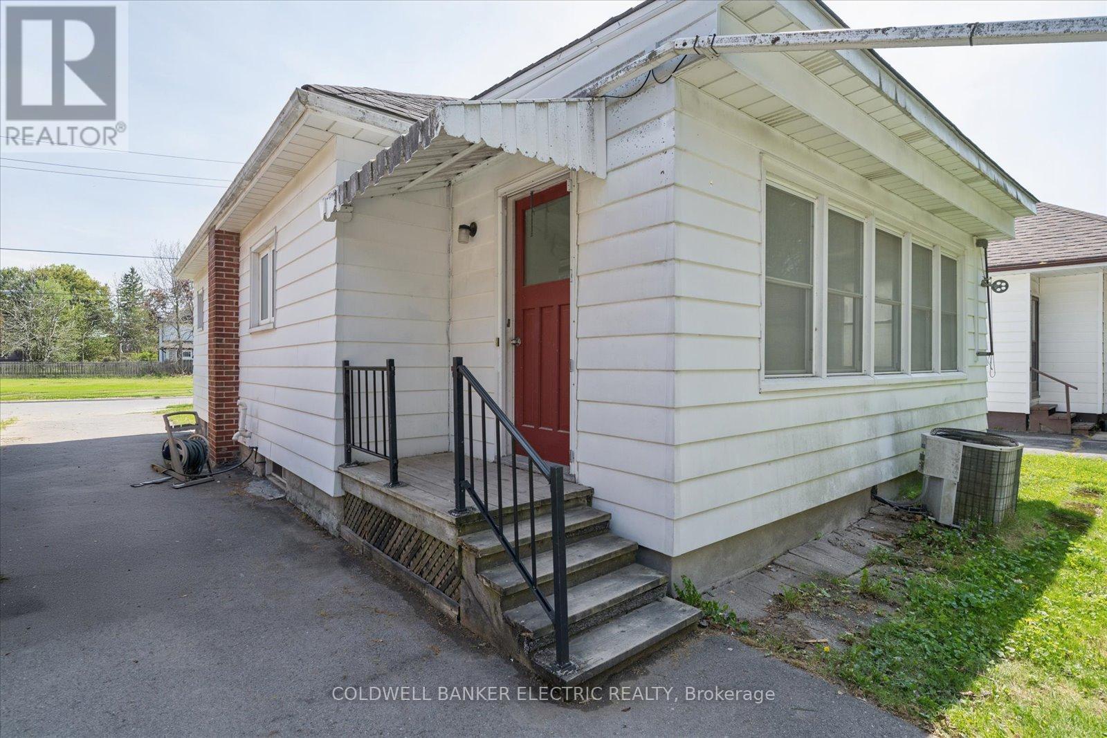 84 Ware Street, Peterborough (Town Ward 3), Ontario  K9J 2B7 - Photo 34 - X13150792