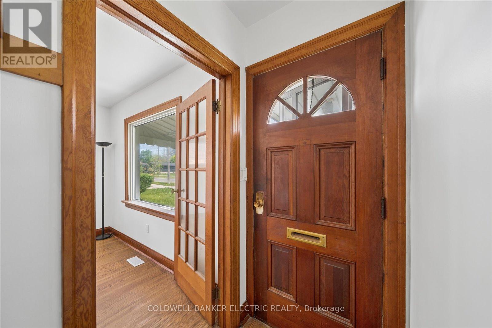 84 Ware Street, Peterborough (Town Ward 3), Ontario  K9J 2B7 - Photo 5 - X13150792