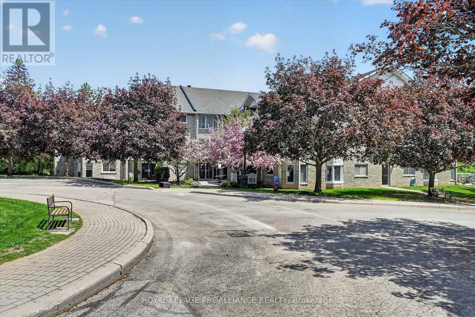 312a - 1099 Clonsilla Avenue, Peterborough (Otonabee Ward 1), Ontario  K9J 8L8 - Photo 2 - X13151340