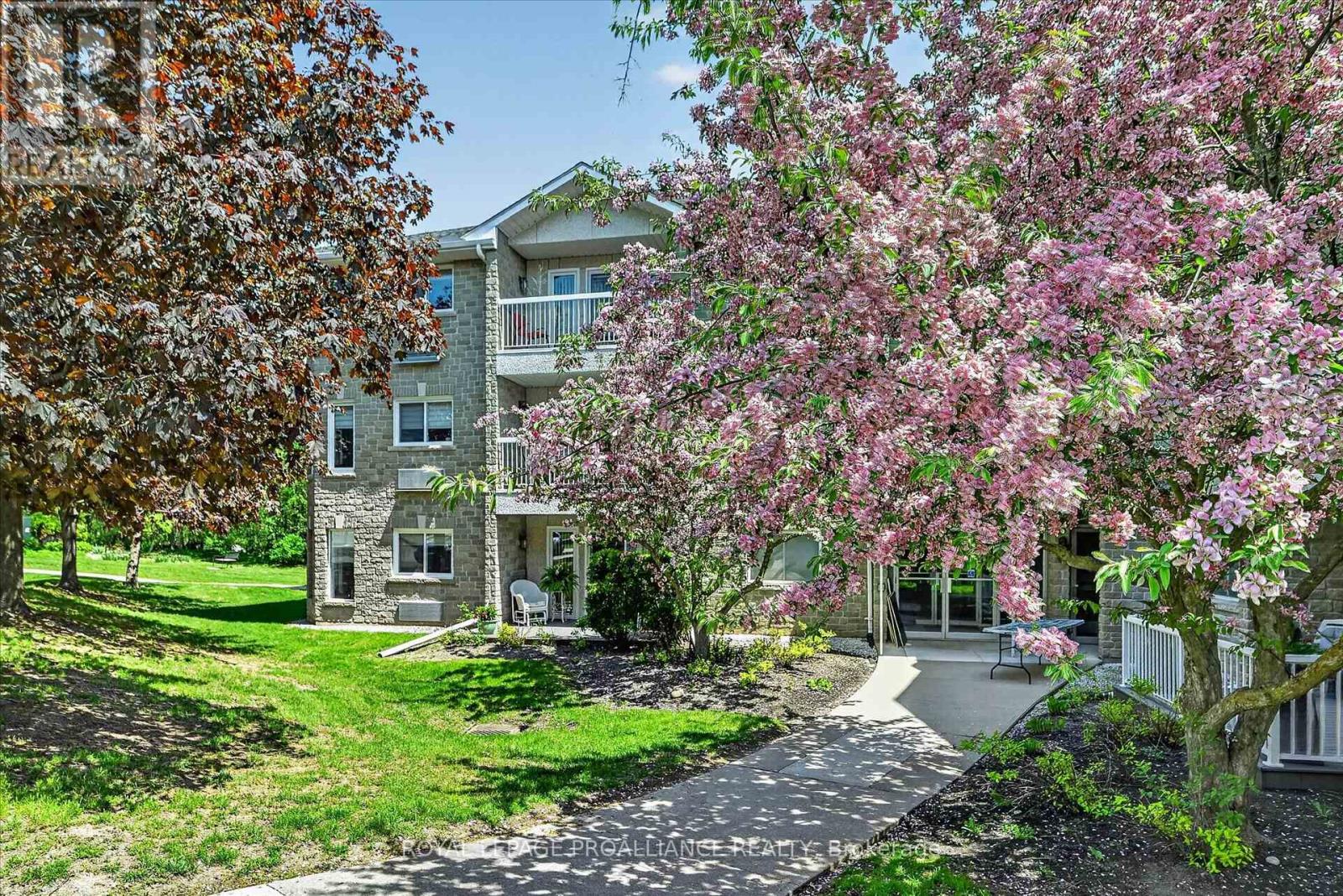 312a - 1099 Clonsilla Avenue, Peterborough (Otonabee Ward 1), Ontario  K9J 8L8 - Photo 4 - X13151340