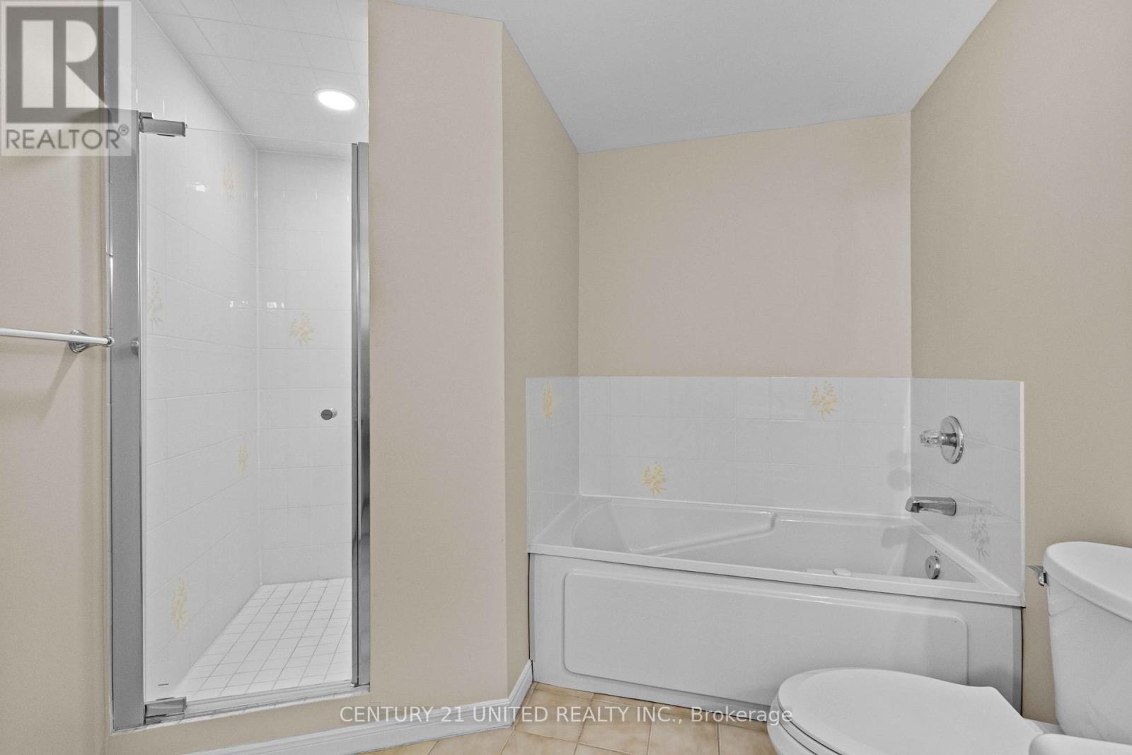 104 - 2 George Street N, Peterborough (Town Ward 3), Ontario  K9J 8K8 - Photo 23 - X13151926