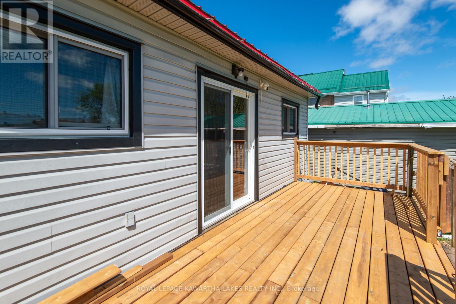 8 Wolfe Street, Kawartha Lakes (Lindsay), Ontario  K9V 2H9 - Photo 14 - X13153464