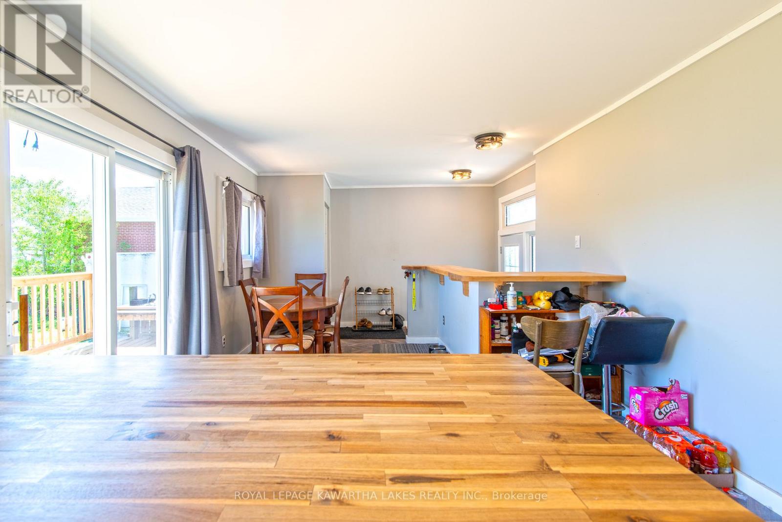 8 Wolfe Street, Kawartha Lakes (Lindsay), Ontario  K9V 2H9 - Photo 7 - X13153464
