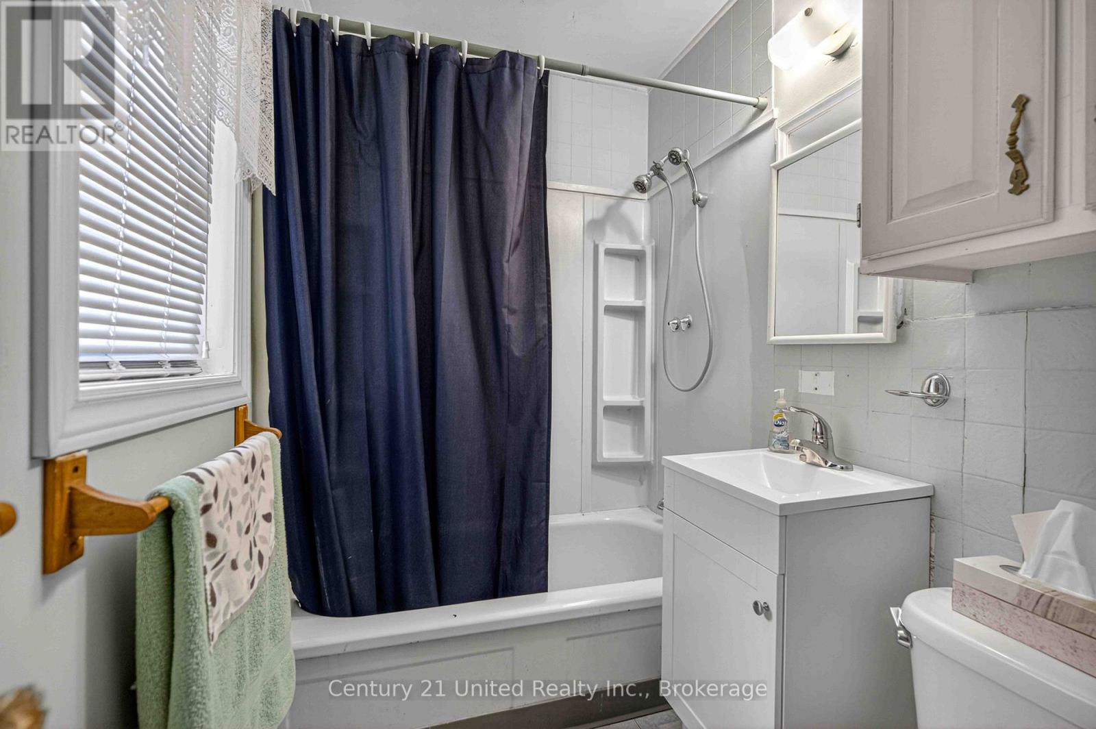 551 Rose Avenue, Peterborough (Otonabee Ward 1), Ontario  K9J 4E6 - Photo 12 - X13153998