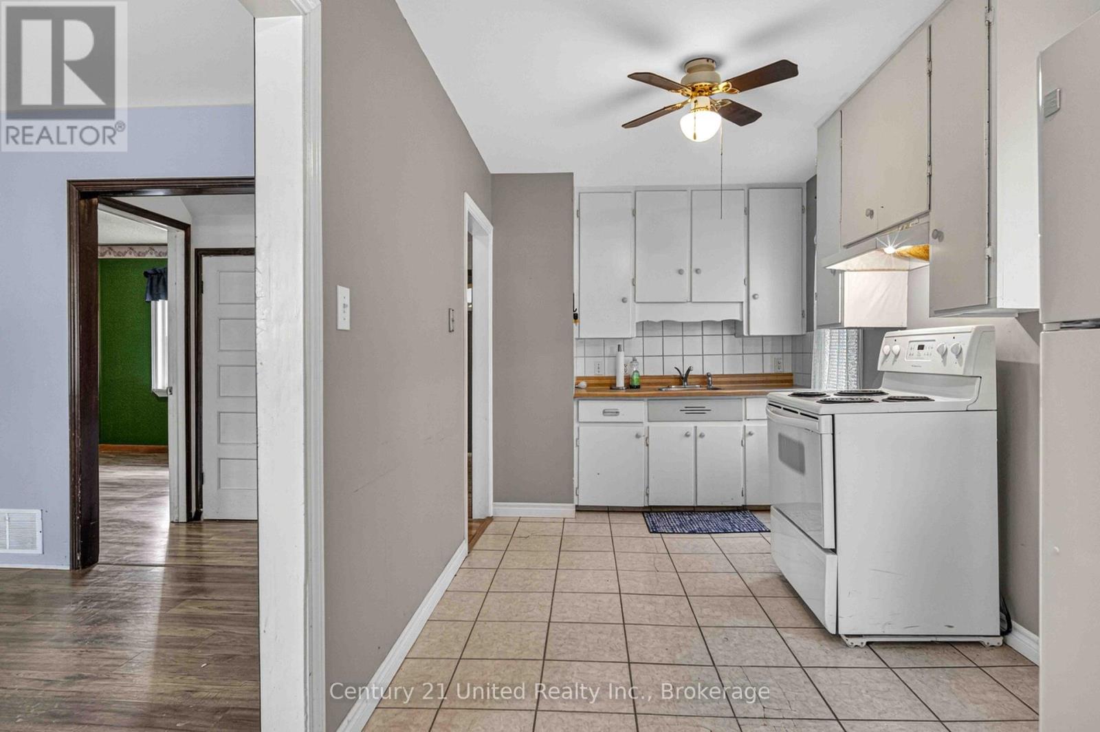 551 Rose Avenue, Peterborough (Otonabee Ward 1), Ontario  K9J 4E6 - Photo 5 - X13153998