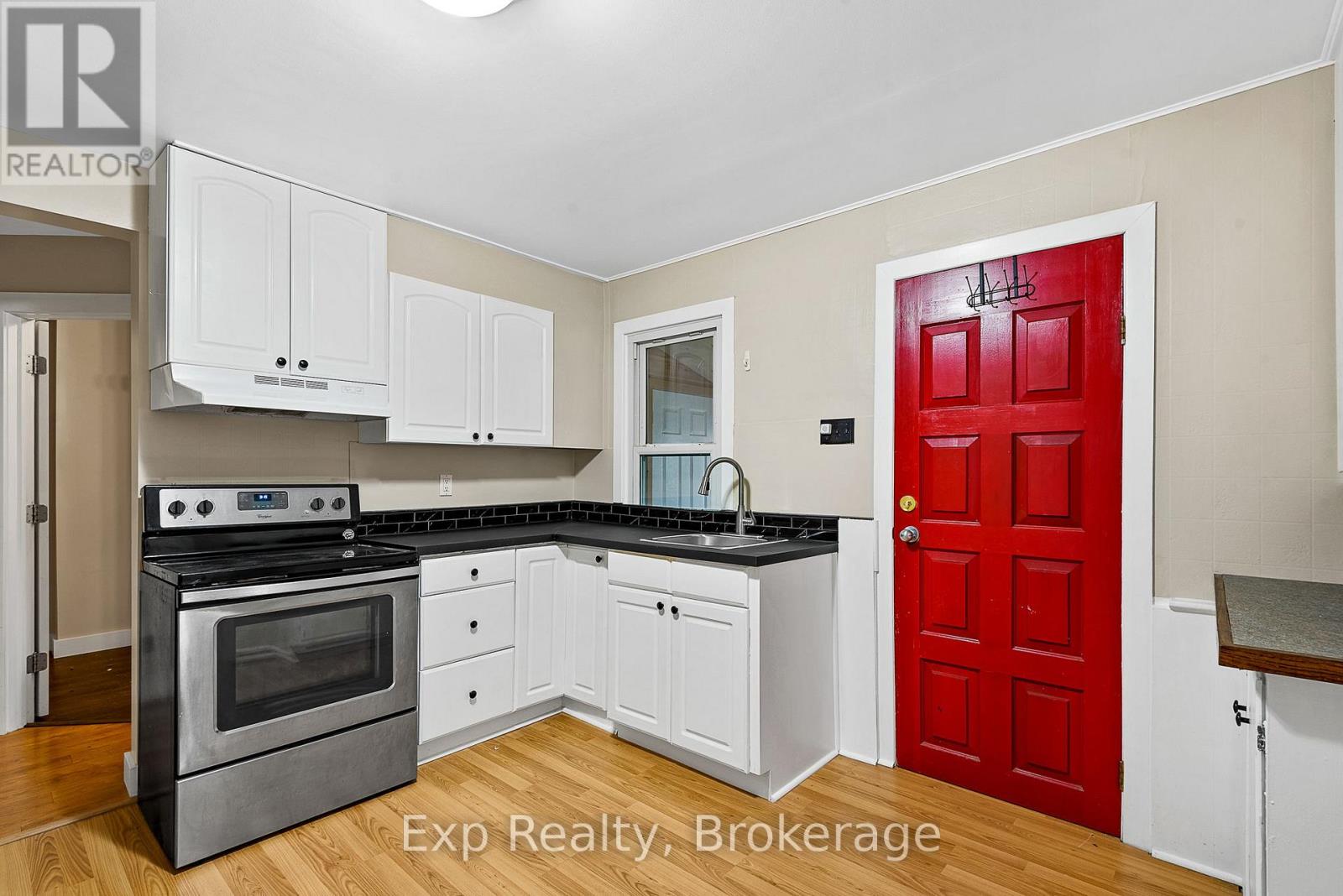 584 Maiden Lane, Peterborough (Town Ward 3), Ontario  K9H 3V2 - Photo 13 - X13154620