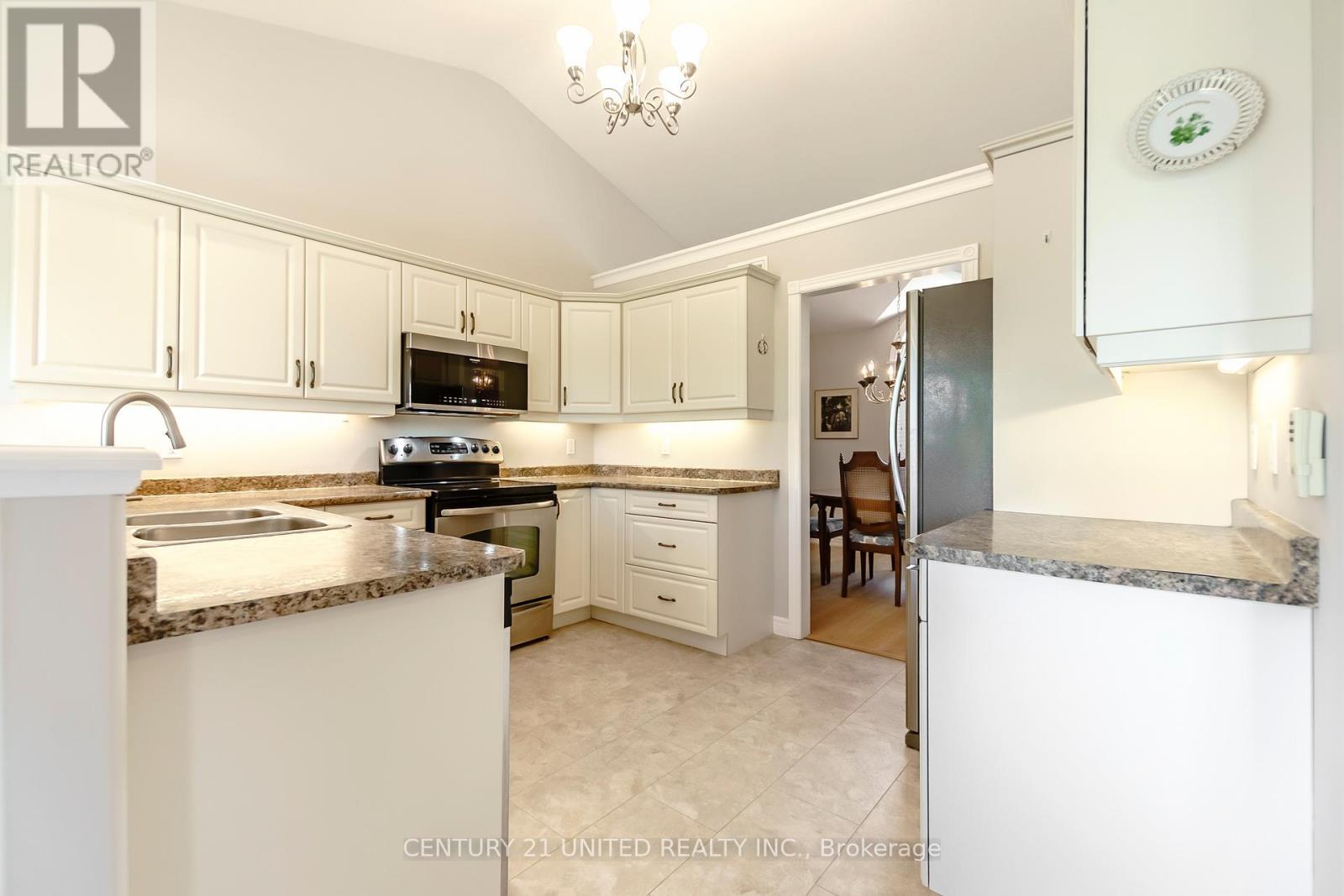 16 - 227 Carnegie Avenue, Peterborough (Northcrest Ward 5), Ontario  K9L 0B3 - Photo 10 - X13155516