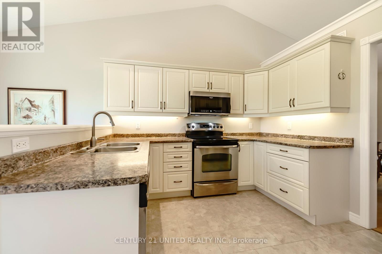 16 - 227 Carnegie Avenue, Peterborough (Northcrest Ward 5), Ontario  K9L 0B3 - Photo 11 - X13155516