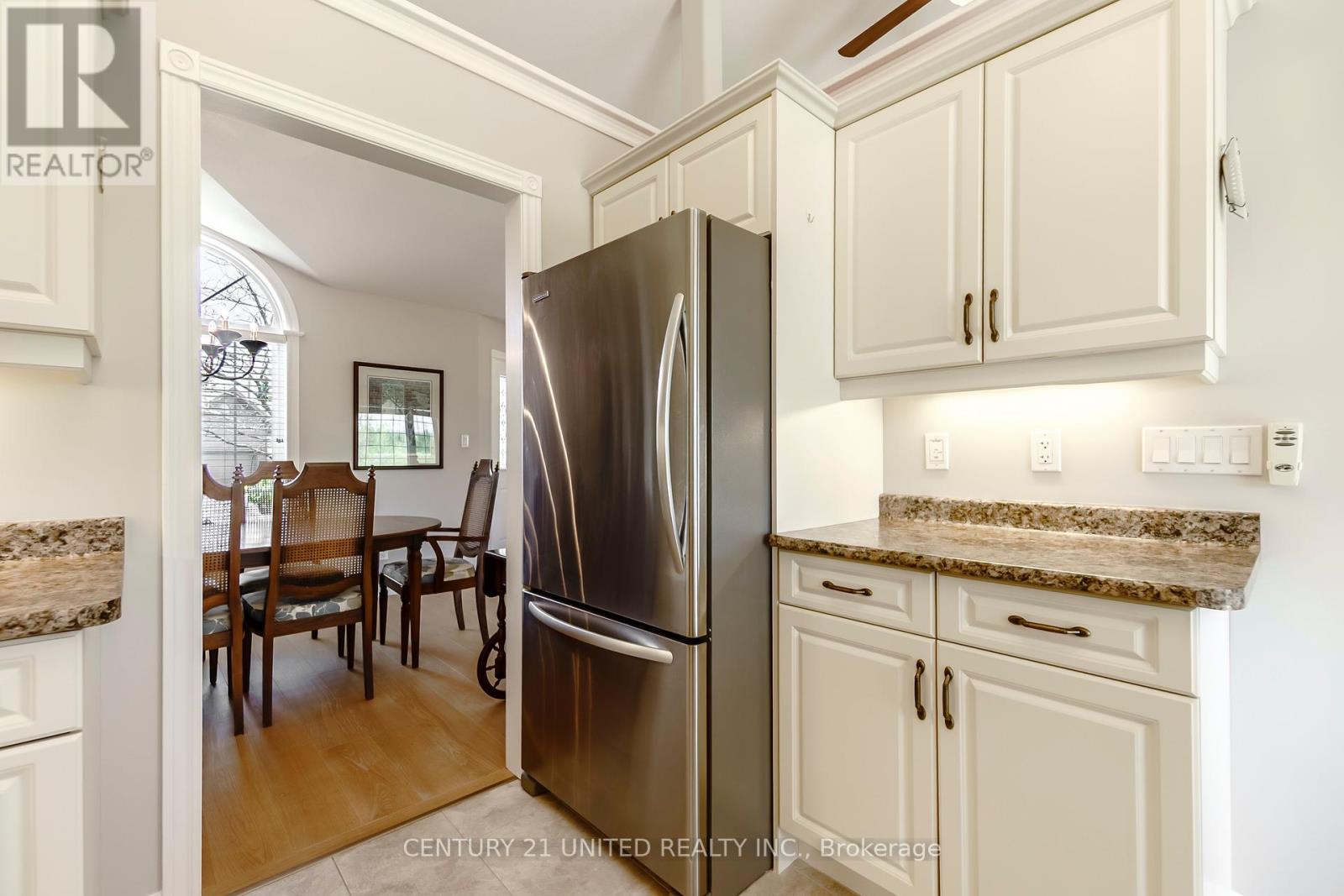 16 - 227 Carnegie Avenue, Peterborough (Northcrest Ward 5), Ontario  K9L 0B3 - Photo 13 - X13155516