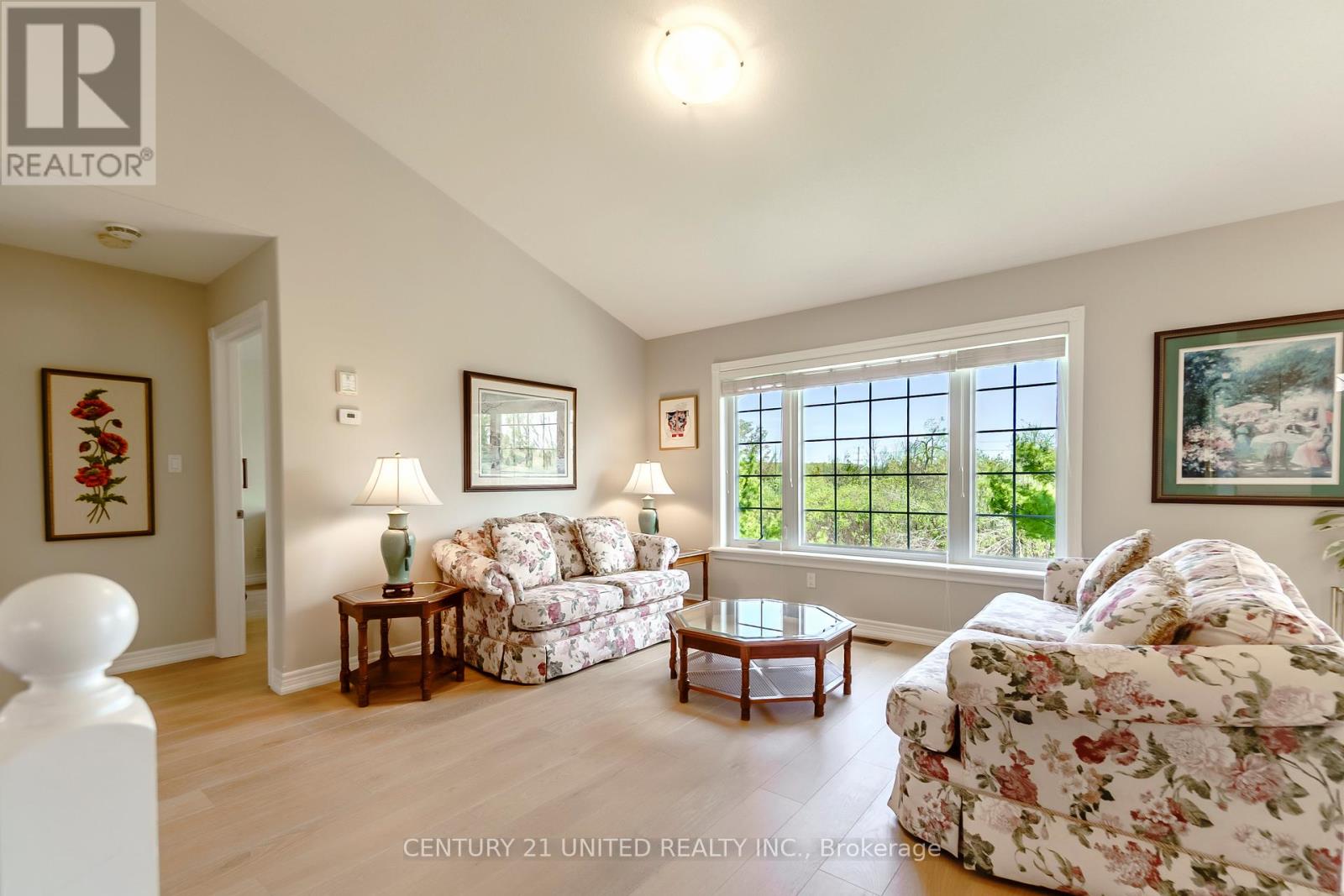 16 - 227 Carnegie Avenue, Peterborough (Northcrest Ward 5), Ontario  K9L 0B3 - Photo 6 - X13155516