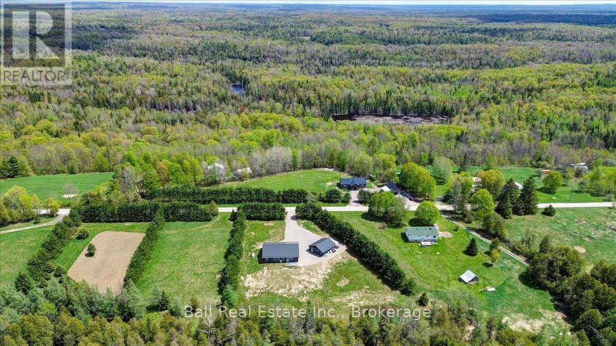 414 Pine View Ridge Road, Tudor And Cashel (Tudor Ward), Ontario  K0L 1W0 - Photo 2 - X13156346