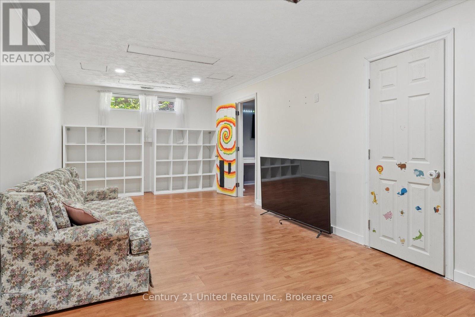 277 Greenlawn Avenue, Peterborough (Northcrest Ward 5), Ontario  K9H 5K7 - Photo 22 - X13156560