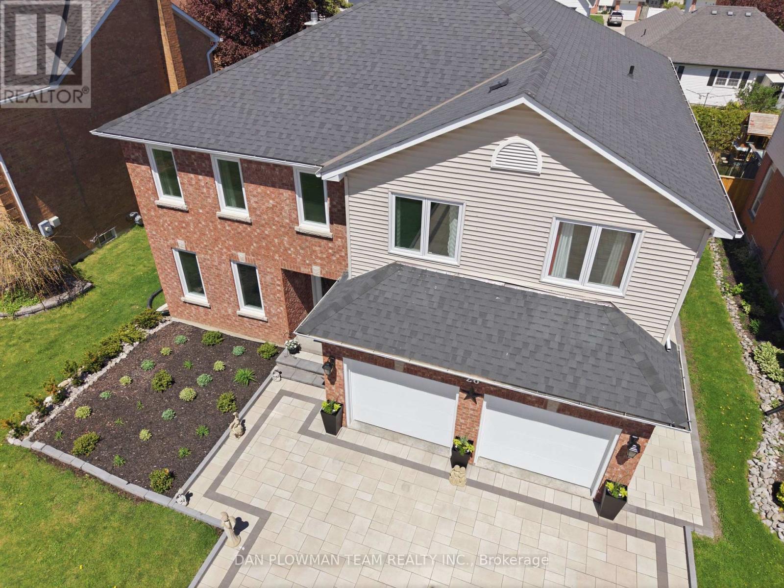 26 Walker Street, Kawartha Lakes (Lindsay), Ontario  K9V 6C2 - Photo 3 - X13156840