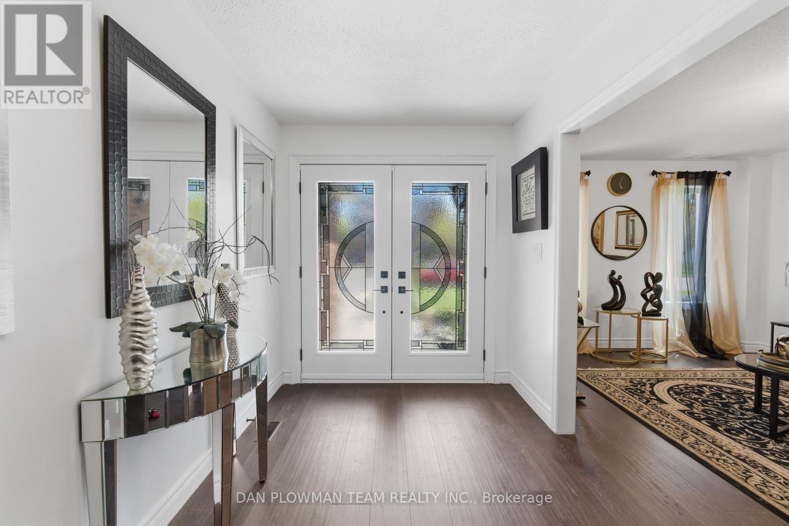 26 Walker Street, Kawartha Lakes (Lindsay), Ontario  K9V 6C2 - Photo 6 - X13156840