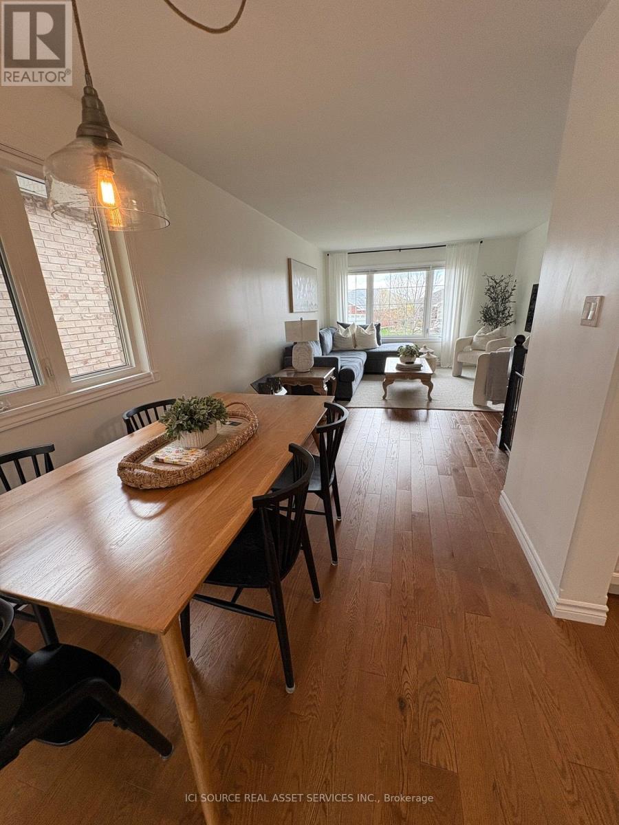 401 Bianco Crescent, Peterborough (Monaghan Ward 2), Ontario  K9K 0A3 - Photo 5 - X13157236