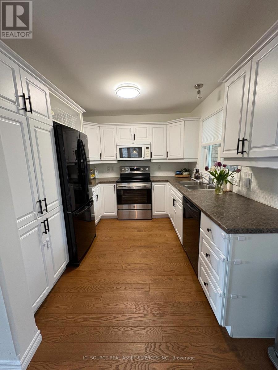 401 Bianco Crescent, Peterborough (Monaghan Ward 2), Ontario  K9K 0A3 - Photo 6 - X13157236