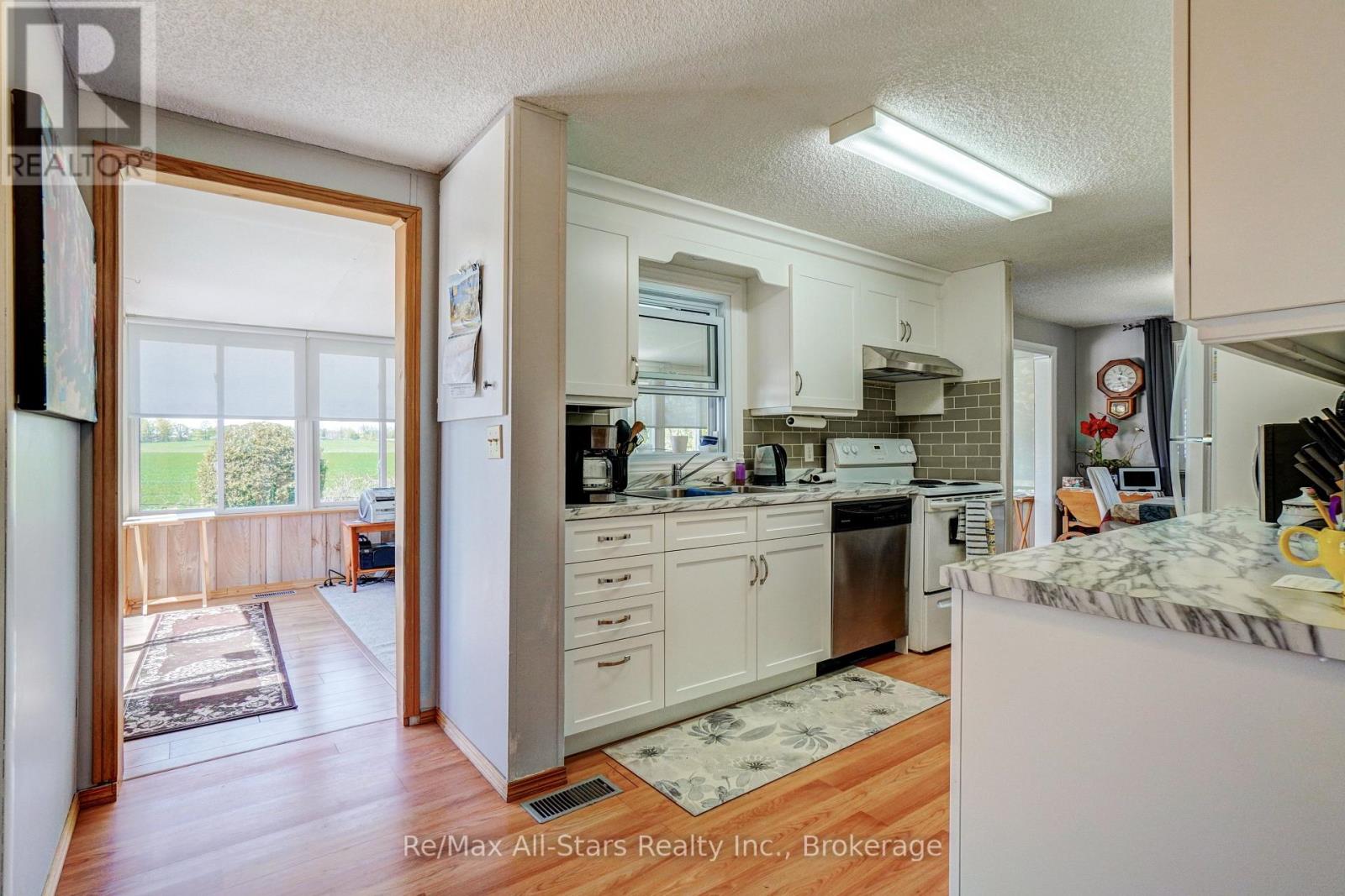 6 Vista Drive, Kawartha Lakes (Lindsay), Ontario  K9V 4R1 - Photo 13 - X13157896