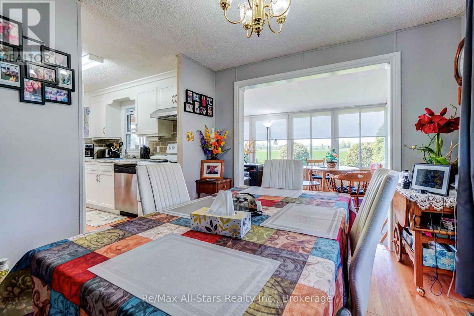 6 Vista Drive, Kawartha Lakes (Lindsay), Ontario  K9V 4R1 - Photo 9 - X13157896
