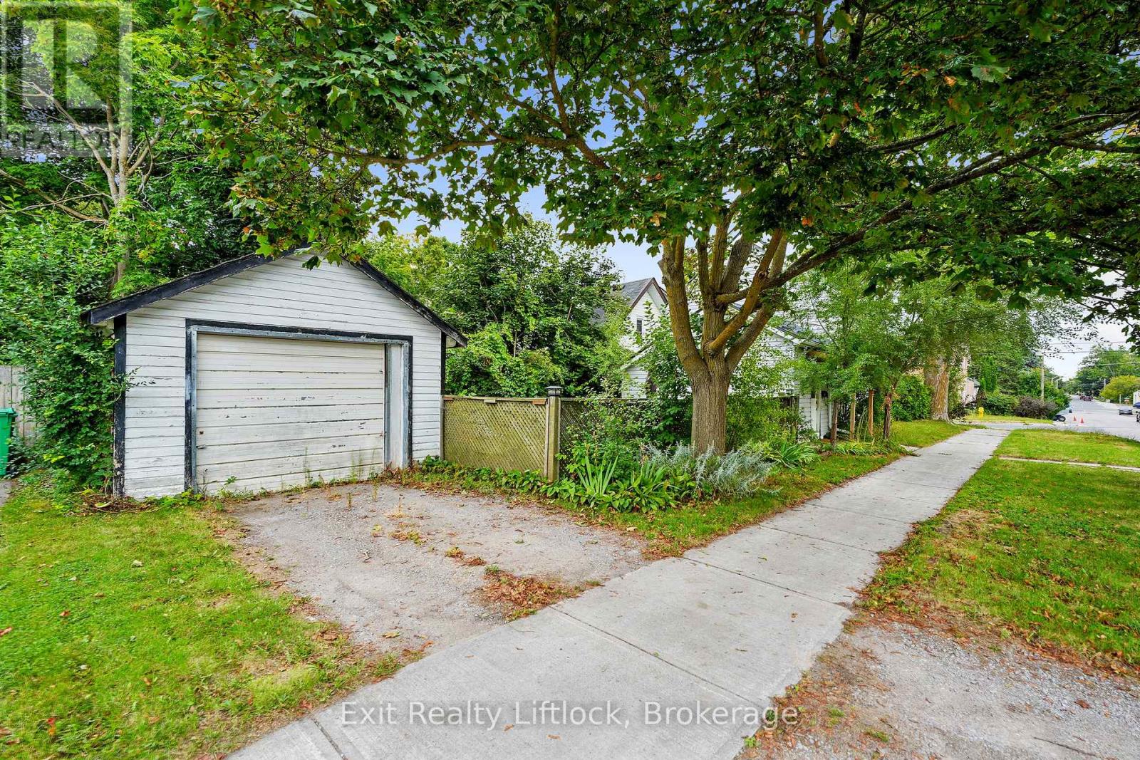 378 London Street, Peterborough (Town Ward 3), Ontario  K9H 2Z8 - Photo 21 - X13160382